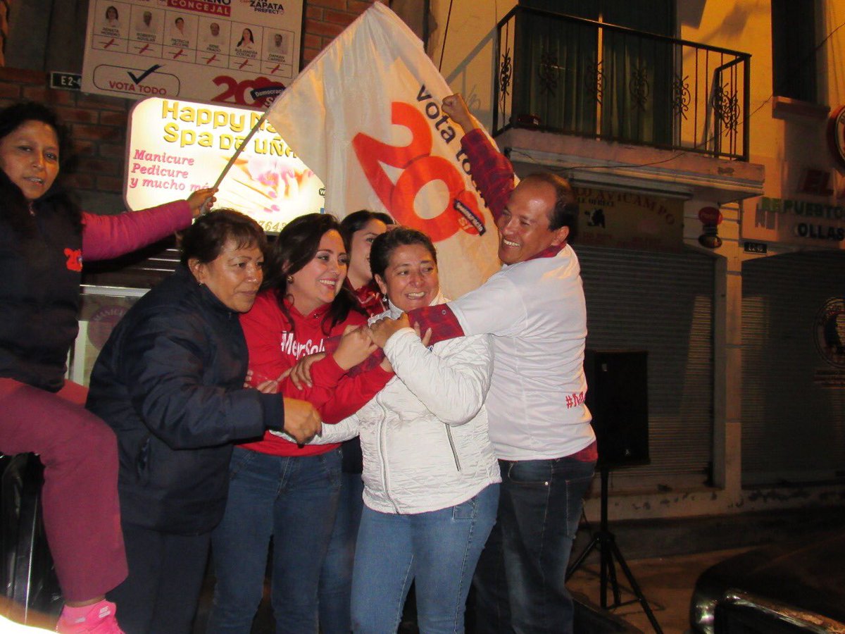 RenataMorenoEC's tweet photo. Quiteños, sigamos apoyando a la gente que ha trabajado por la ciudad. Este 24 de marzo #VotaTodo20, vota por @DemocraciaSi20, vota #MejorSolo20. https://t.co/zGXtpcziXQ