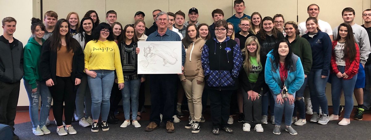 bucschools's tweet photo. Grundy High School students met renown illustrator, Charles Vess.
#GREATLEARNiNGDAY! https://t.co/0Z1NzxR0SX