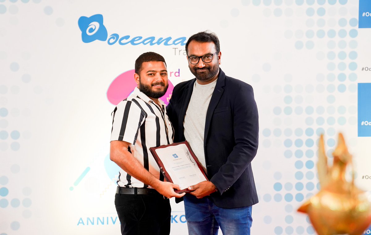 JomonKBaby's tweet photo. I'm delighted to receive the award for a record of outstanding accomplishments in the year of 2016 - 2019 (Digital Marketing) and so incredibly proud of my entire team at @oceanairtravels 
:
:
#OceanAirians #celebration #digitalmarketing #awards #accomplishments https://t.co/sBTD9jo53l