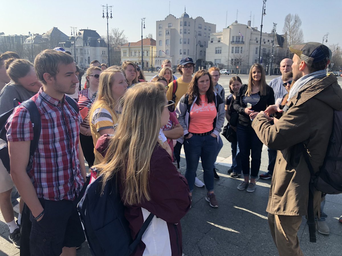 SPstudentTravel's tweet photo. Local guide giving historical context at Heroes Square in Budapest. https://t.co/tjoonOMusZ