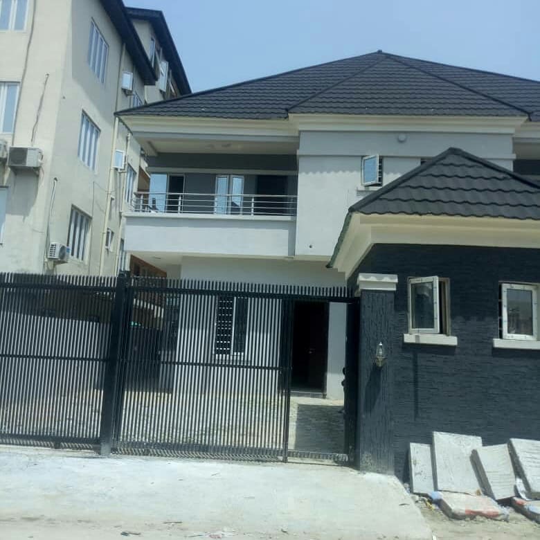 Revampinterior3's tweet photo. Distressed sale N42million detached duplex for sale @ Osapa, lekki.

Beds 5 | Baths 5½
Bq: 1 room
Enq: 08121920909

Retweet please

#SaturdayMotivation #TrollCabalElection #NigeriaDecides2019 #SupplementaryElections cp Wakili NURTW Mc Oluomo Kano Sokoto state Ganduje https://t.co/fJ5H2Hoxod