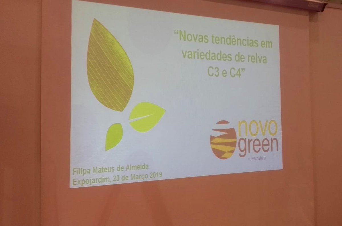 Novogreen_sod's tweet photo. Expojardim. Hasta el día 24 de marzo estaremos en el Stand 4C11.
Filipa Mateus De Almeida, en estos momentos, ofreciendo una conferencia sobre las nuevas tendencias en variedades de césped (C4).
@ETProducers
#ETP
#EuropeanTurfgrassProducers https://t.co/3ZudOdGS5Q