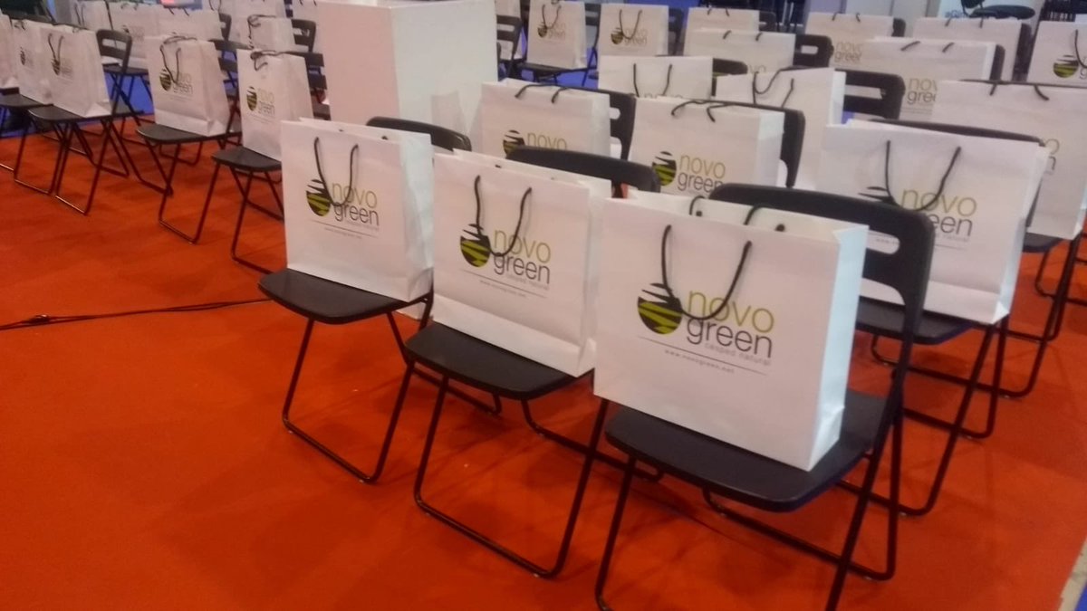 Novogreen_sod's tweet photo. Expojardim. Hasta el día 24 de marzo estaremos en el Stand 4C11.
Filipa Mateus De Almeida, en estos momentos, ofreciendo una conferencia sobre las nuevas tendencias en variedades de césped (C4).
@ETProducers
#ETP
#EuropeanTurfgrassProducers https://t.co/3ZudOdGS5Q