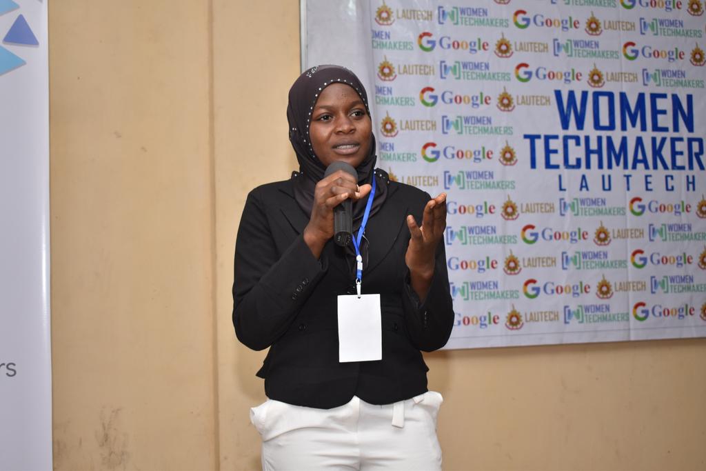 wtmogbomoso's tweet photo. We got amazing projects being presented by the #70daysOfCode participants and also sharing their stories and challenges. Thread... 

@aishat_abidemi1 @Yusufyetunde13 @TayoComfort 

#wtm19 #wtmlautech #iwdlautech #iwdogbomoso #iwd2019 @yetty_ayo @womentechmakers @womeninstem https://t.co/MtrHnivk2b