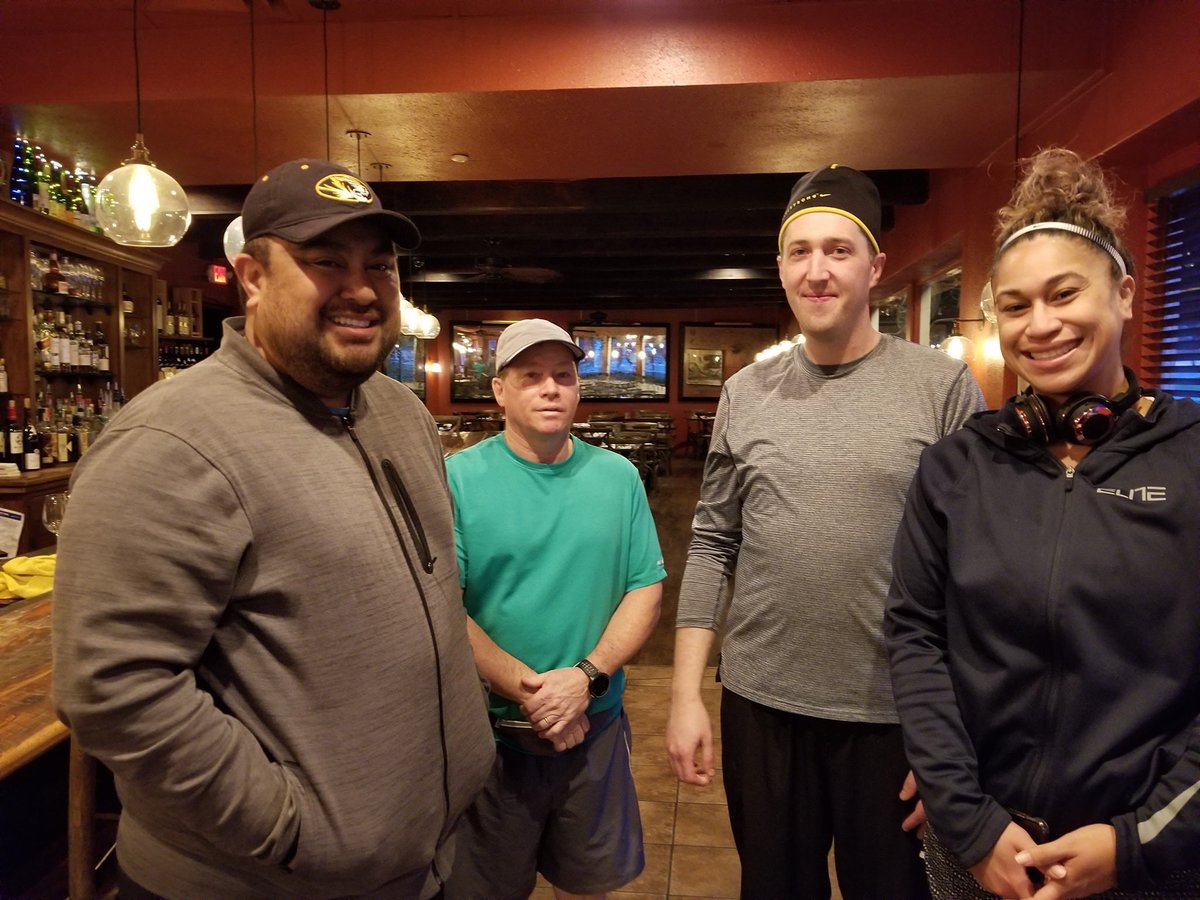 kctcrunner's tweet photo. Nearing the end of our training. This crew just headed out for a 4 miler! Go get 'em. #run #running #runners #beginnerrunner #beginnerrunning #grouprun #runKC #KCrunClub #KCrunningClub #KCrunning #KCrunners #runchat #runtolive #livetorun #runlocal #walklocal @AixoisBistro https://t.co/pGHPWrn6vh