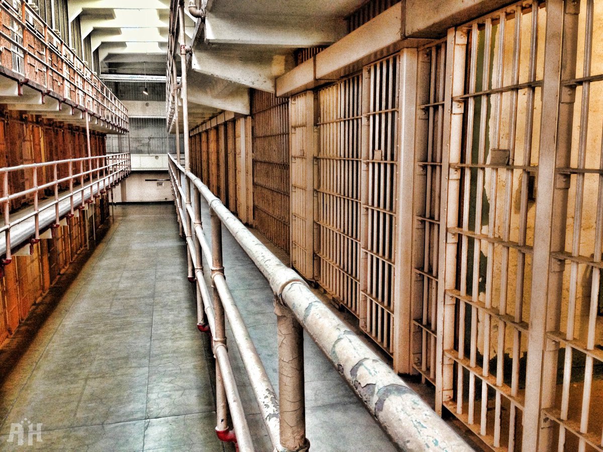 AlcatrazHistory's tweet photo. The section of B-Block where crime mogul Mickey Cohen lived from May 1962 until January of 1963. B-226 is visible on the right. Mickey was in this cell on the night of the Great Escape from Alcatraz in June of '62. 

#Alcatraz #AlcatrazCruises #AlcatrazHistory https://t.co/KfLJzadqRO