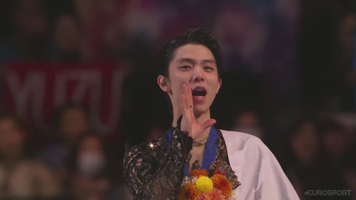 世界フィギュア メダリスト3人のうち2人アメリカ勢で 寂しくなった羽生結弦選手が表彰台を逃した宇野昌磨選手の名前呼んでて心が打たれる Togetter