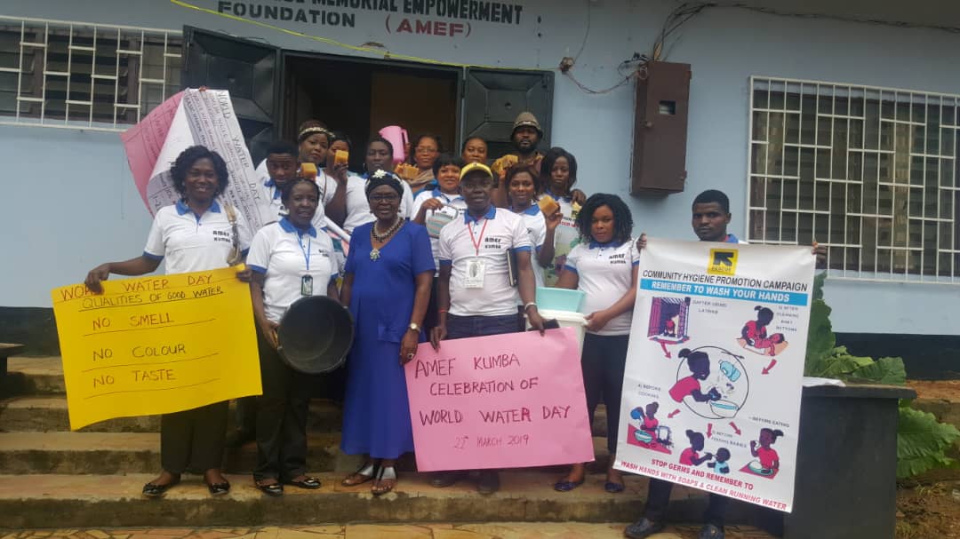 KumbaAmef's tweet photo. Plants needs water, animals needs water, humans needs water, water is life. How you treat your water matters, on worldwaterday, de entire #AMEF team took the street of kumba to sensitised de displaced population on the need of water treatment and handwashing. https://t.co/AGI7C7srR3