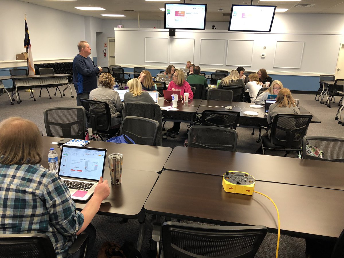 ewolfhope's tweet photo. We’ve got a great group of educators working to explore tools of their choice to learn more about and prepare to share with one another. On a Saturday! #bcgec #Ignitelearningbcps https://t.co/1wIG9wmu8k