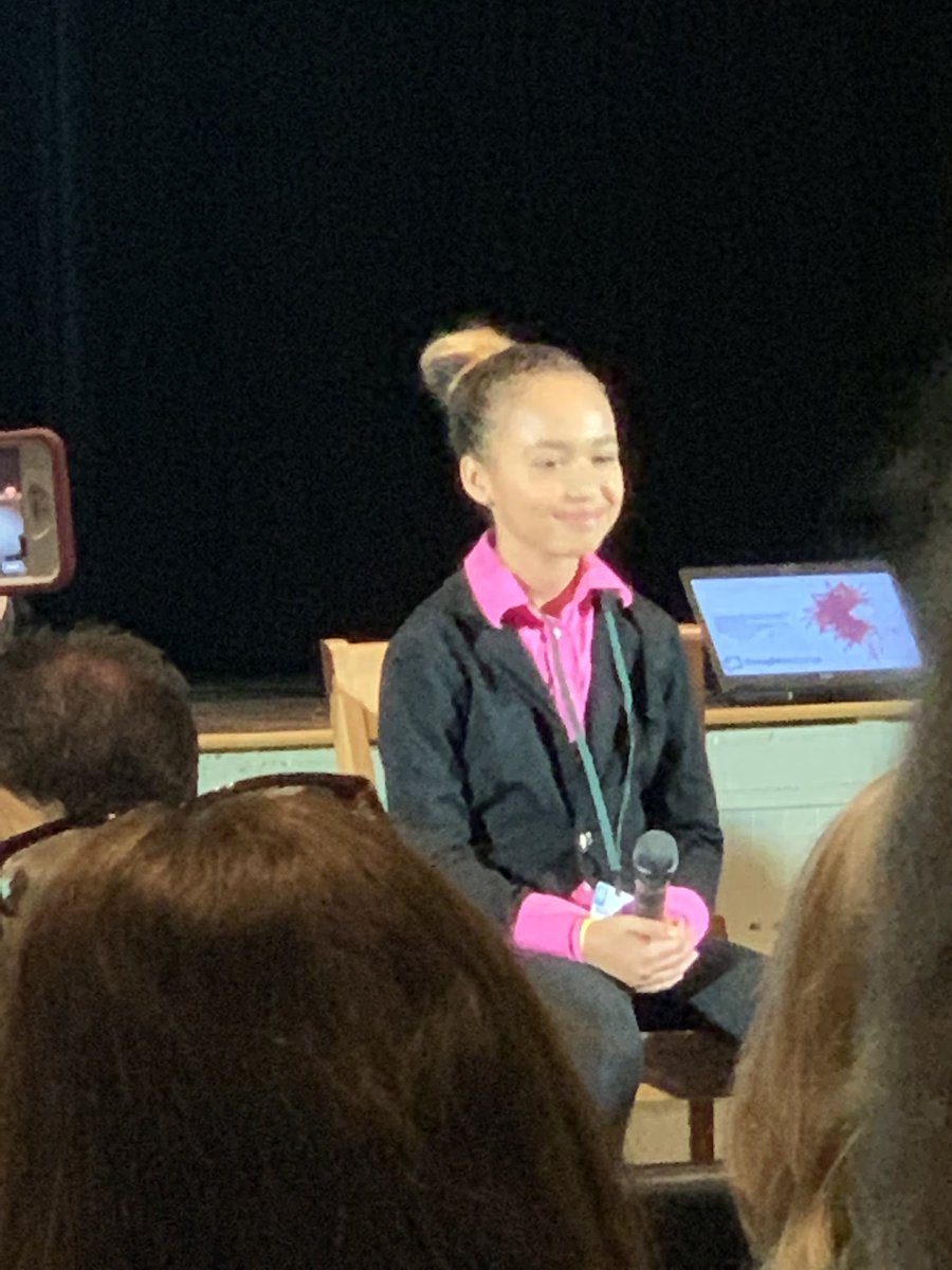 MrsDawnKelly's tweet photo. Amazing individual!   #leader #futurepresident #celi19 https://t.co/PSeHxKc7Pf