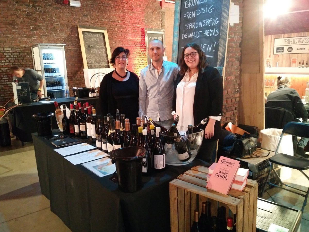Gaelle_S_V's tweet photo. Tasting @meugfestival. #wine #meug #worldofwine https://t.co/UCfvs6RpTx