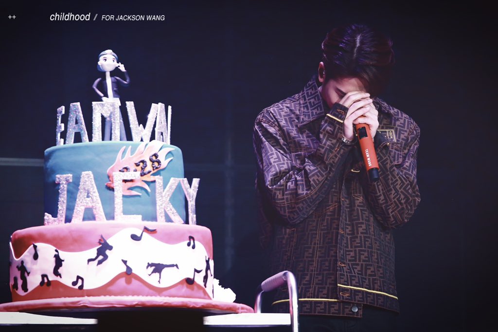 childhood0328's tweet photo. 190323 Journey 328
잭슨 우리에겐 더 많은 내일이 있어 앞으로도 오래오래 응원할게❤️

 #잭슨 #JacksonWang #王嘉尔 #王嘉爾 #JacksonJourney328 #왕잭슨 #JourneyJackson328 @JacksonWang852 https://t.co/AhV6dCWBZm