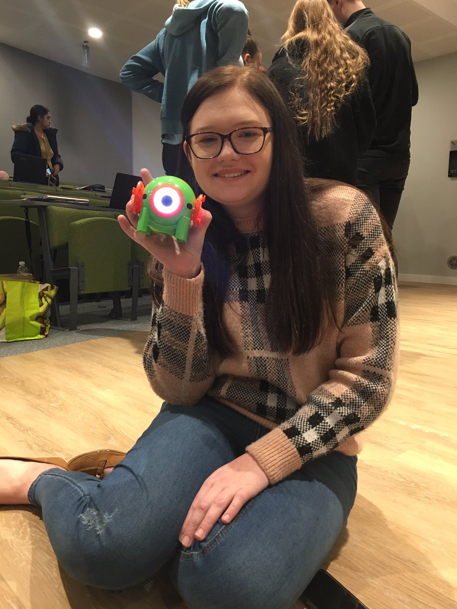 MissMullan2's tweet photo. Trying out dot and dash in the #TELmebootcamp with @EhuMisshall @Sarah__wright1 https://t.co/ADDer8wjGM