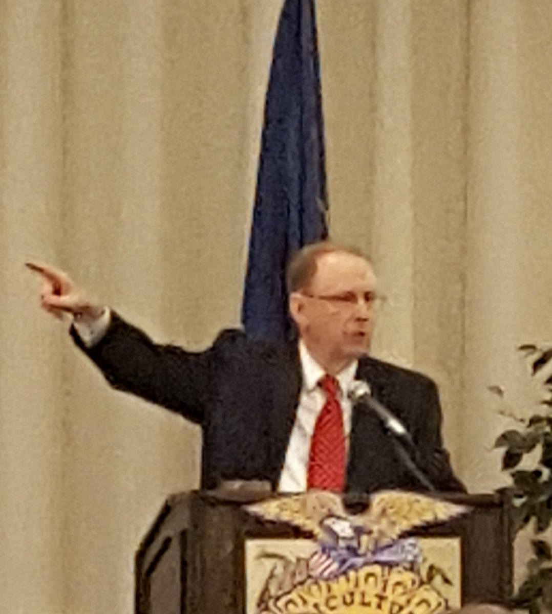 agladydi's tweet photo. Honored to hear from the founder of the outstanding #SLLCagents conference for youth to learn about public policy and agriculture...former Secretary of Ag, Sam Hayes #learningtodo and #livingtoserve @FFAPENN @PAAgEd https://t.co/CY0BnKR2sZ