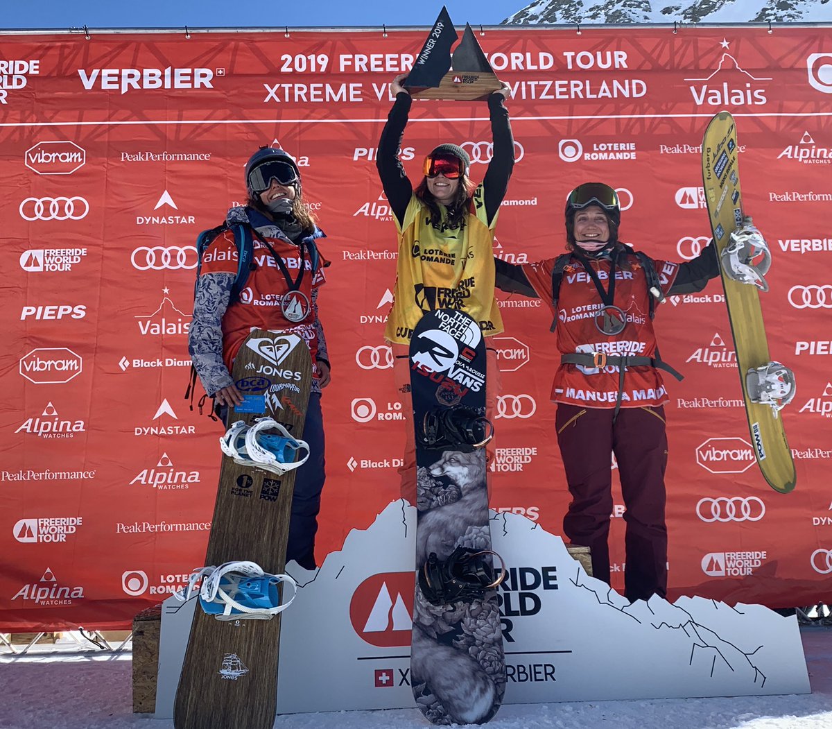 FreerideWTour's tweet photo. An incredible end to a phenomenal season! Congrats to our 4 #FWT19 World Champions Markus Eder, Victor de Le Rue, Arianna Tricomi, Marion Haerty and to all the riders! #DROPIN @VerbierResorts @valaiswallis https://t.co/OlO0nr3ITU