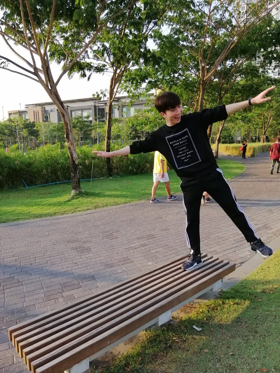 They_dreammerS's tweet photo. น้องเจมส์เป็นเด็กสดใส เท่ได้ แต่สดใส (และอยู่ไม่นิ่ง) มากกว่า 5555

#20thJAMESday #james_ppt https://t.co/y3mT4y07Zd