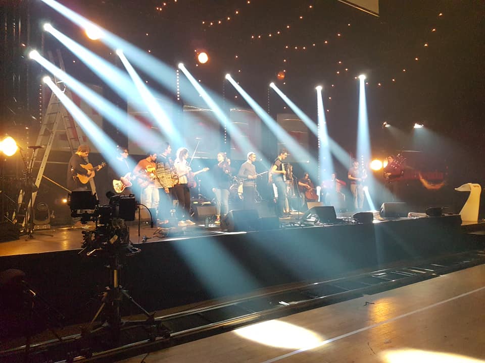RossAndAli's tweet photo. We're very excited about our home gig at @HorsecrossPerth next Saturday 
This will be hosted by the Gordon Duncan Experience to celebrate the man behind their name, our teacher and mentor Gordon Duncan 
https://t.co/nrz4kKLTd7 https://t.co/RUdblk2ojK