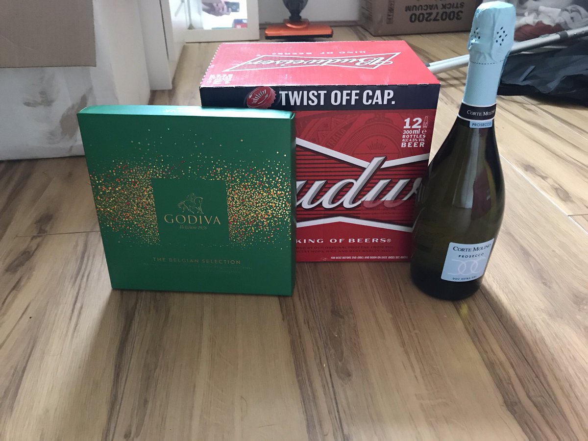 A huge thanks to @CoopDenholme for so kindly donating these goodies for our Golf Day on Friday 5th April!