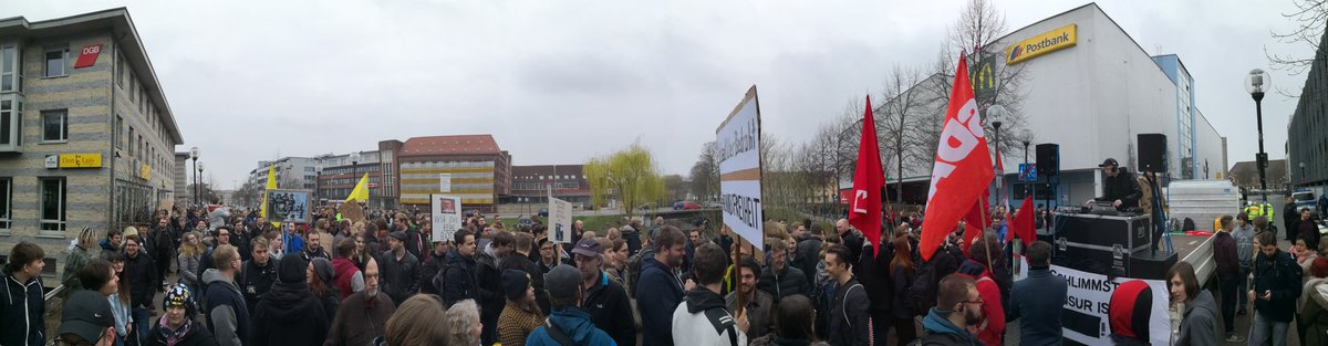 Es füllt sich, gleich geht es los #Artikel13 #Urheberrechtsreform Demo in Osnabrück