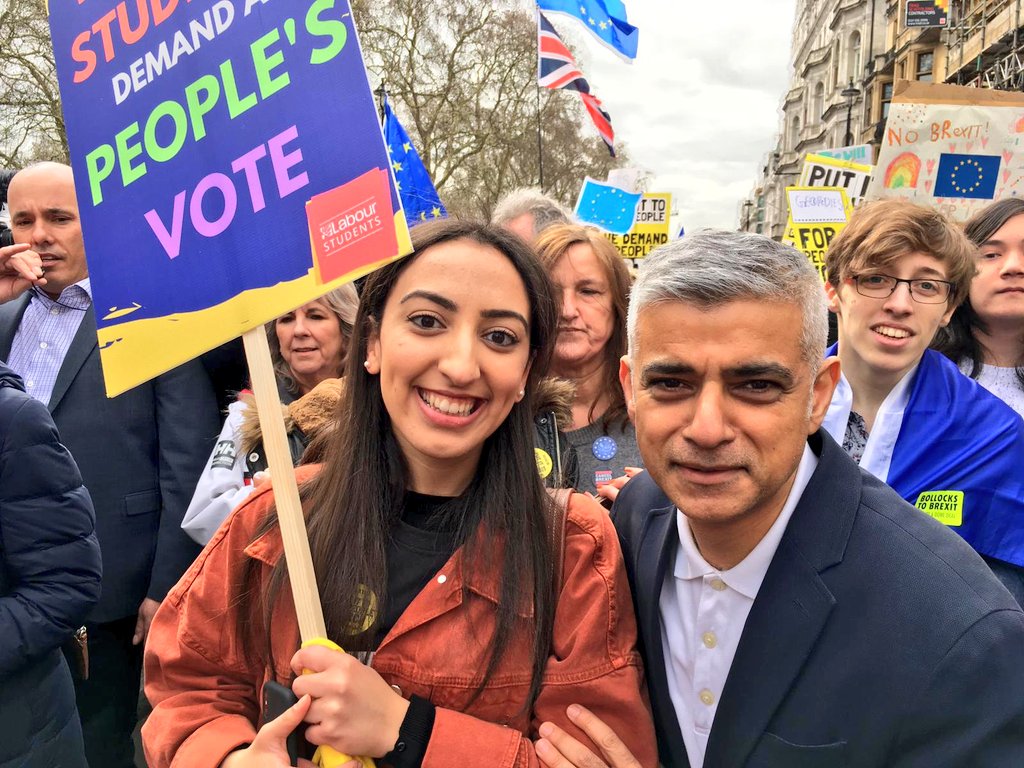 SadiqKhan's tweet photo. Some of the media attack our judges as enemies of the people.

The Prime Minister attacks our MPs for standing up for ordinary people. 

Well - we are the people - and when it comes to #Brexit we want a say over our future. 

#PeoplesVote 🇪🇺
#PeoplesVoteMarch 🇪🇺 https://t.co/6Lh93cdb3J