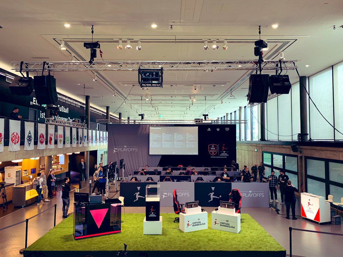 🎮 Gleich geht‘s los: @Xthepunisher9 vertritt den #FCA an Tag eins der #VBLPlayoffs an der #PlayStation. Viel Erfolg! ✊ <a href="/vbl_official/">VBL | WOW VIRTUAL BUNDESLIGA</a>