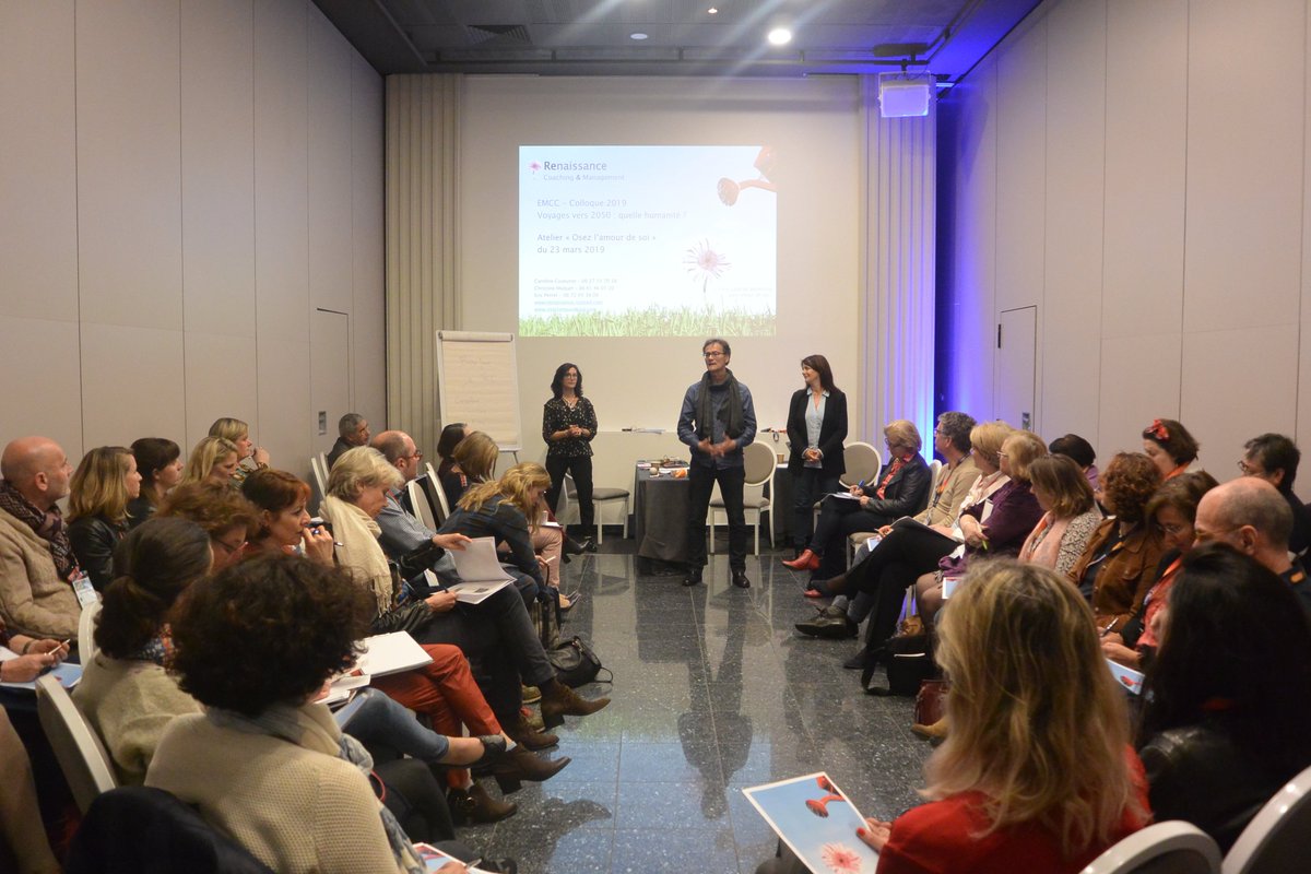 EMCCFrance's tweet photo. « Oser l'amour de soi ? » par Eric PERRET, Caroline Couturier et Christine MALPART MARIK, l'un des ateliers de ce jour au #ColloqueEMCC France! https://t.co/l4DfxjW4Cj