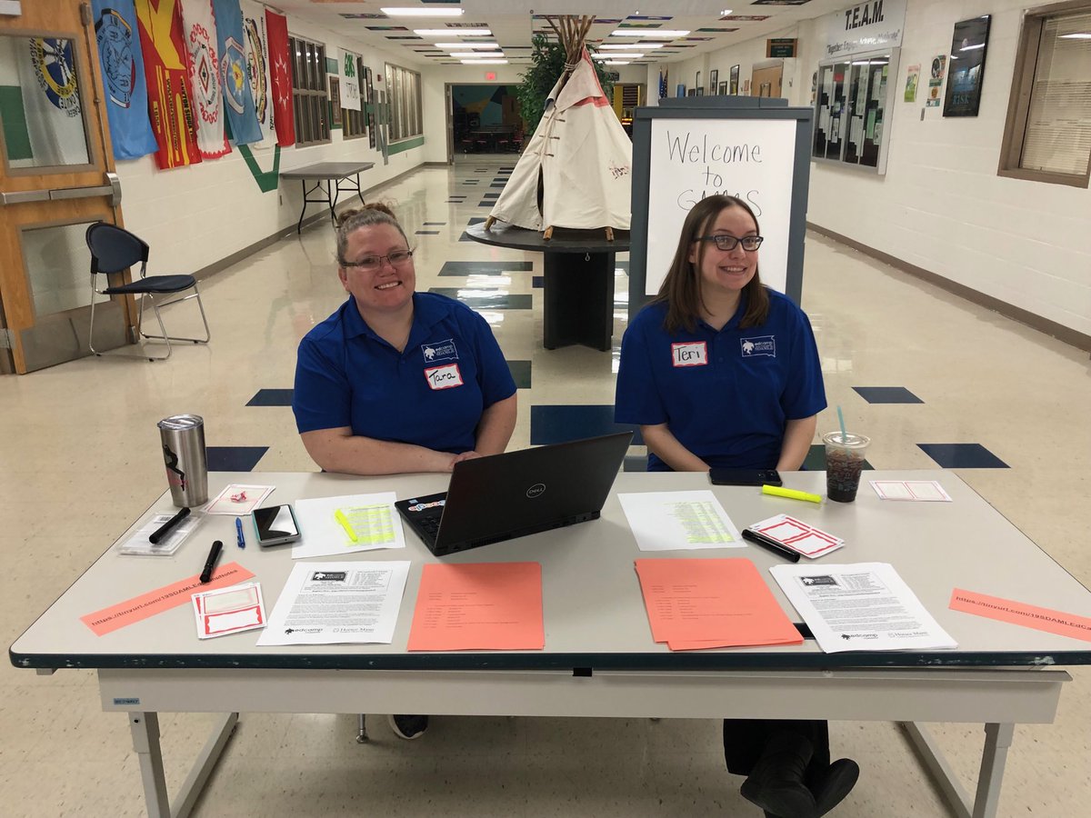 WMSPal's tweet photo. Registration is open for #edcampSDAMLE. @tjohanneson and @mrstbauerly are ready to check you in! https://t.co/q5RgT5qrNS