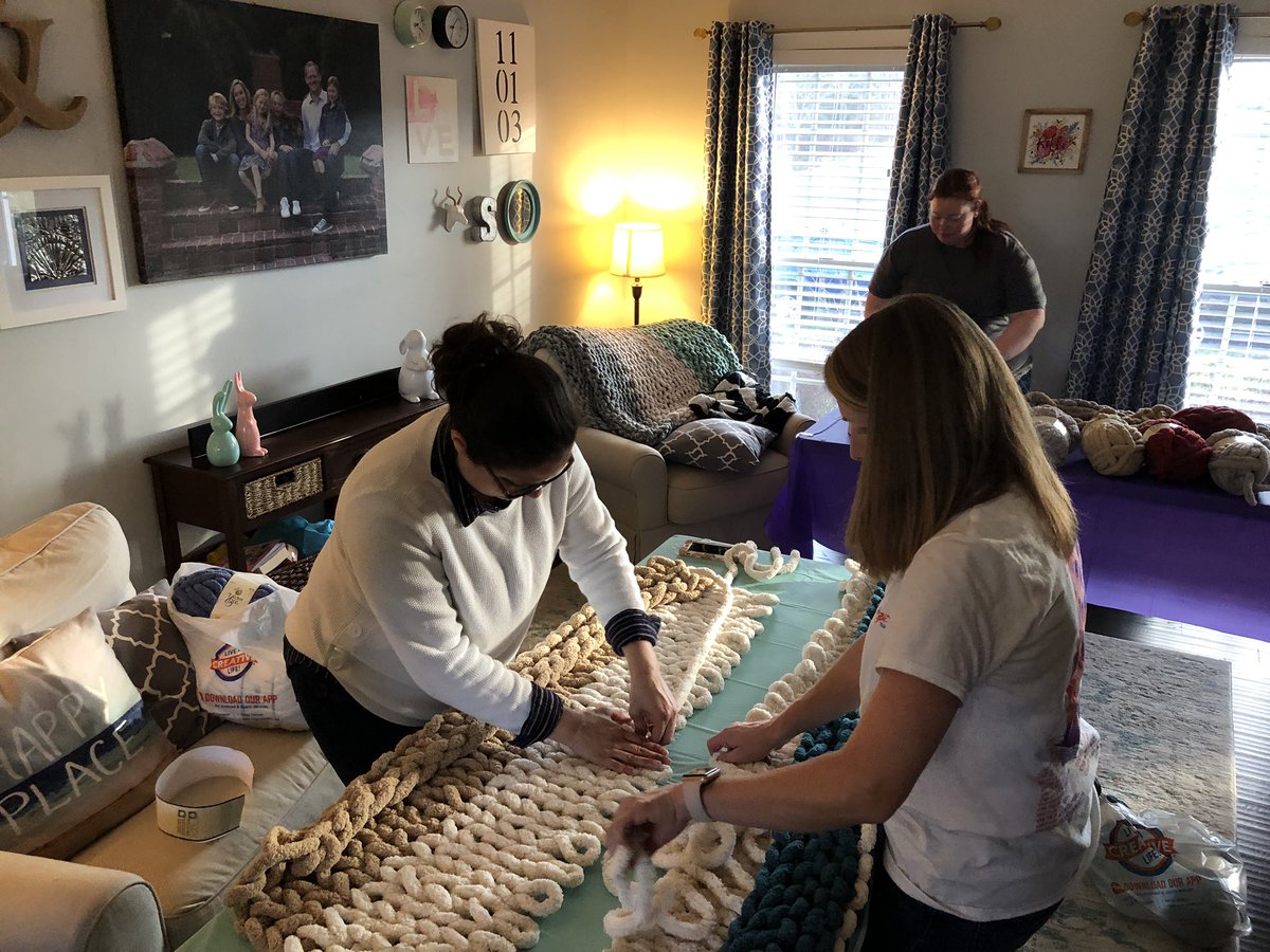 MrsGentrup_K's tweet photo. Tolbert Kindergarten teachers got together and made blankets last night. Thank you Abby for hosting! Love our team! #TolbertCares #tolbert19 #tolbertcreates @TolbertKG @MrsKsKinder @MrsRuggiero_K @MrsOHare_KG @POPpingintoKG https://t.co/LlRD6tLhnI