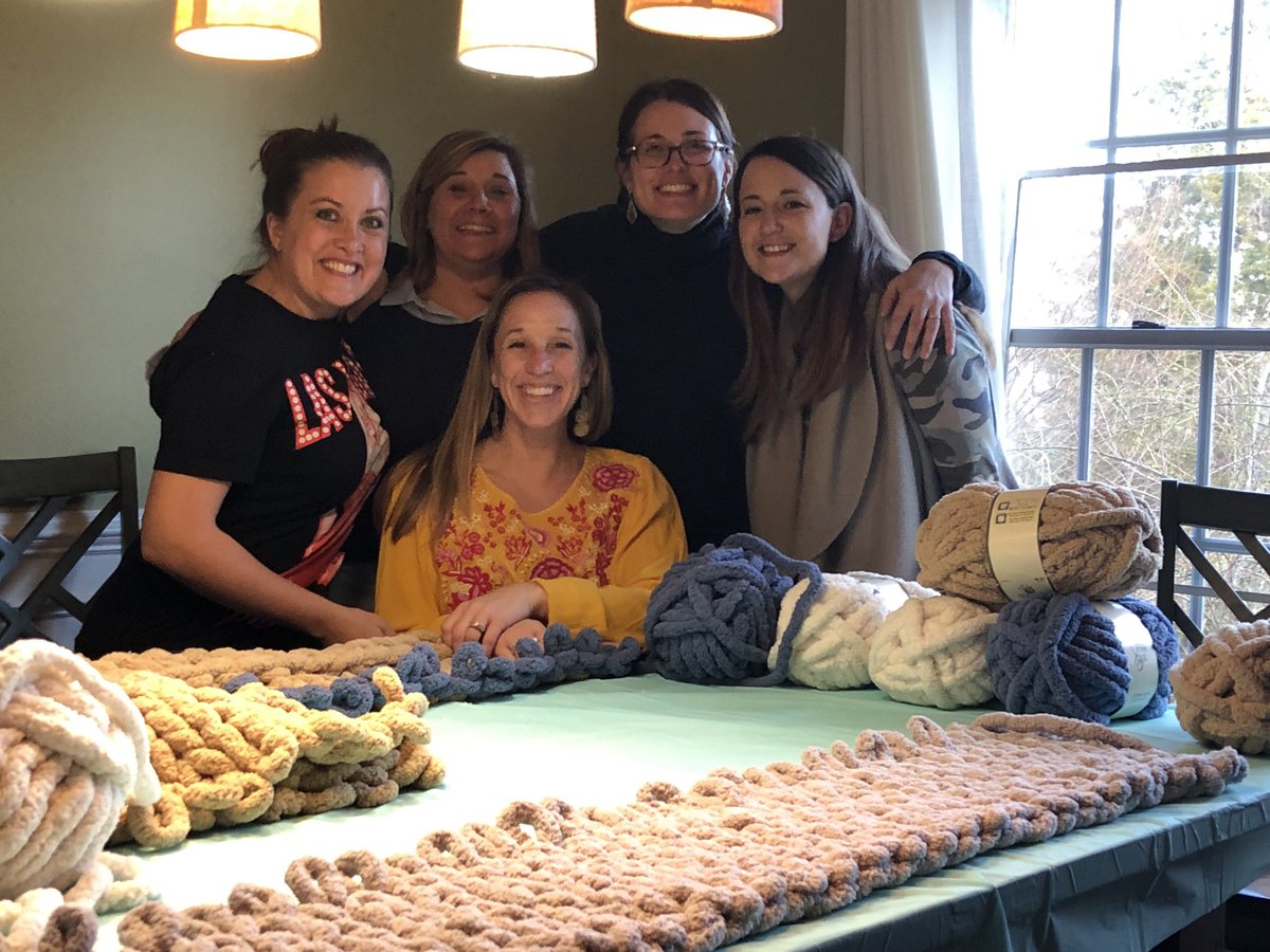 MrsGentrup_K's tweet photo. Tolbert Kindergarten teachers got together and made blankets last night. Thank you Abby for hosting! Love our team! #TolbertCares #tolbert19 #tolbertcreates @TolbertKG @MrsKsKinder @MrsRuggiero_K @MrsOHare_KG @POPpingintoKG https://t.co/LlRD6tLhnI