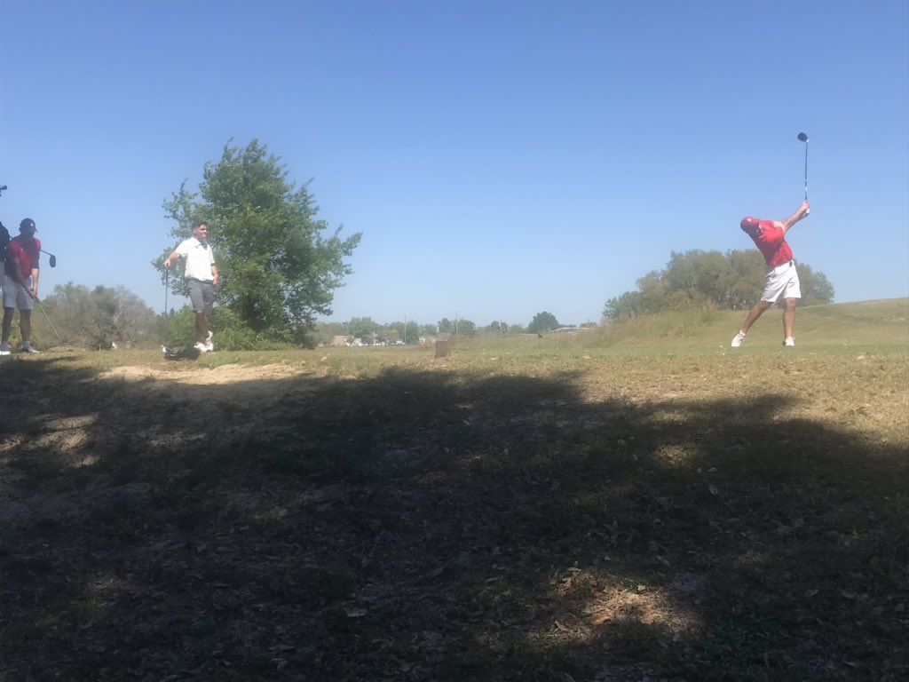 BUMensGolf's tweet photo. A great day &amp; match yesterday at Black Bear GC w/ Northern Iowa.  Matches were tied 3️⃣ - 3️⃣ after the morning rounds.  We finished 💪.  Earning 5️⃣ of the 6️⃣ afternoon points to secure an 8️⃣ - 4️⃣ win.  @michaelmounce1 led with a 72-73. @BradleyBraves  #Go🅱️raves #greattocompete https://t.co/hVfskZgCJj