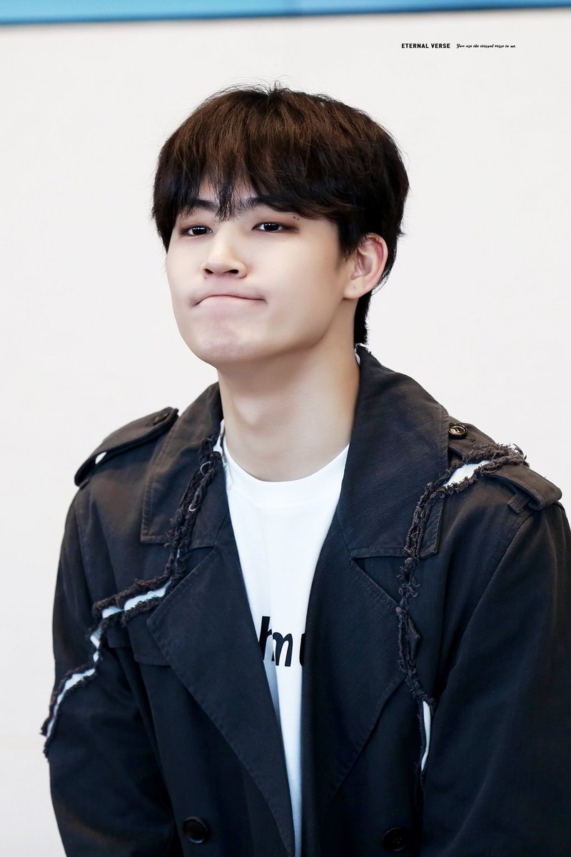 defjbpics's tweet photo. 😭😭😭😭😭😭😭😭😭😭😭😭😭😭😭 https://t.co/BpUqQzXKoV