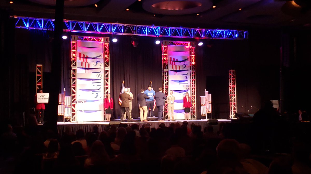 csdavis1970's tweet image. RCA students at SkillsUSA having fun.Great time!