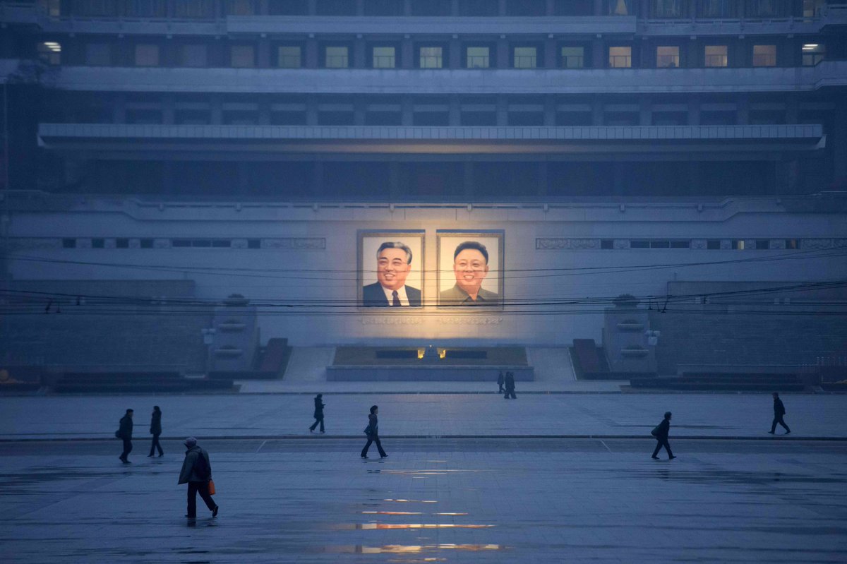 In keeping with the constant chaos that is the Trump administration, no one in the government seems to know what U.S. policies toward North Korea are. https://www.nytimes.com/2019/03/22/world/asia/north-korea-sanctions.html?action=click&module=Top%20Stories&pgtype=Homepage …