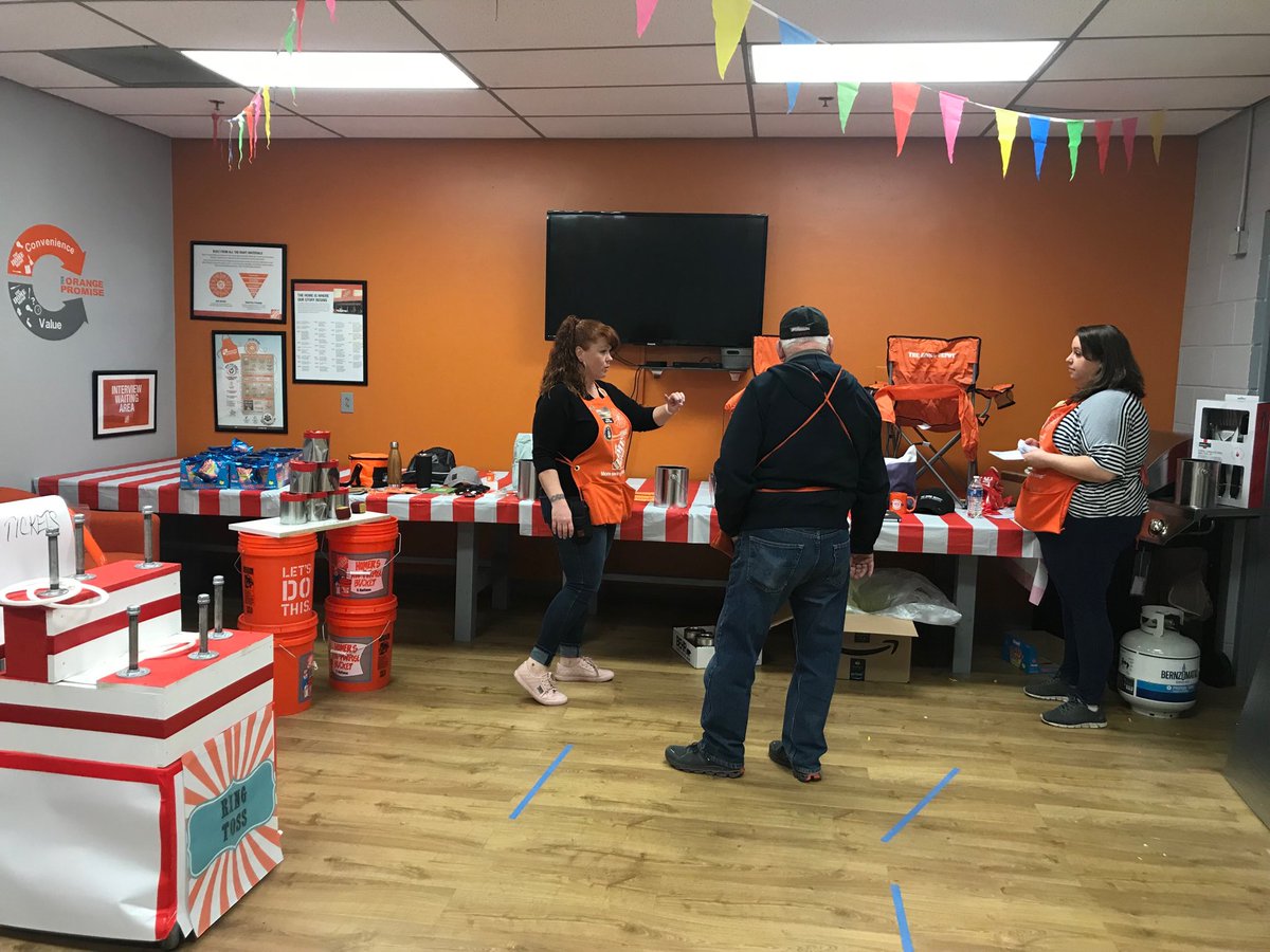 A morning of fun at 1223