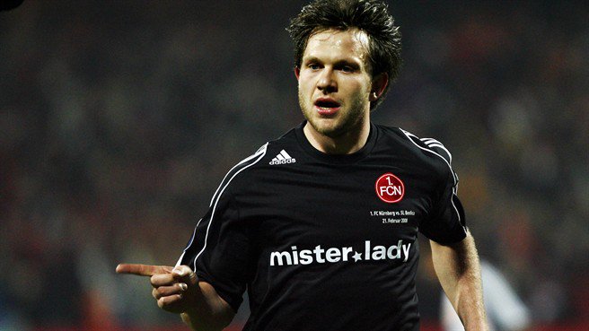 exclubberer's tweet photo. Ivan #Saenko (Angriff|🇷🇺)
#FCN 2005/06 - 2007/08
Bundesliga 83 Sp./18 Tore
DFB-Pokal 10 Sp./1 Tor
Ligapokal 1 Sp./0 Tore
UEFA-Pokal 7 Sp./2 Tore
🏆 DFB-Pokalsieger 2007 https://t.co/sBBsakcv0e