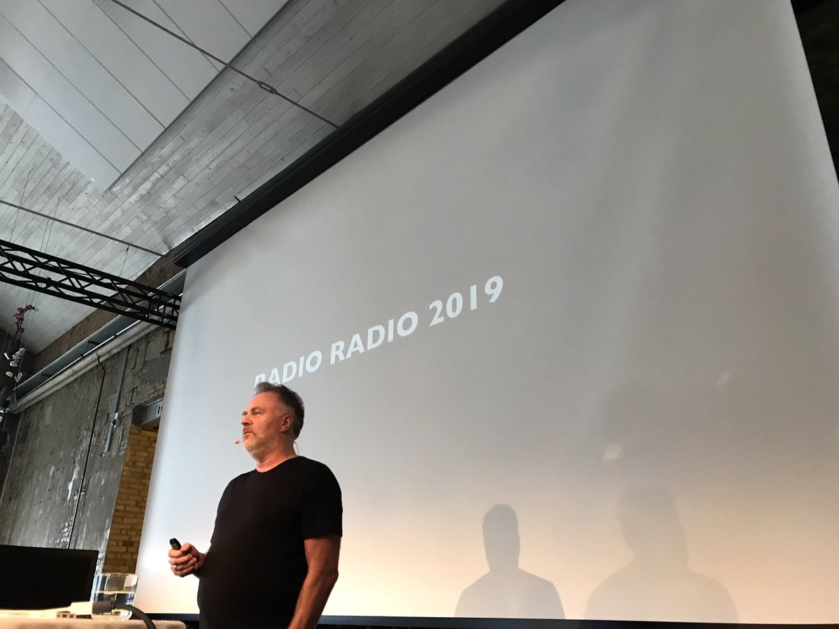 Alle danske radiofolk skulle prøve det svenske marked - <a href="/LasseRoldkjaer/">ROLD</a> på <a href="/radioradiodk/">RadioRadio</a>