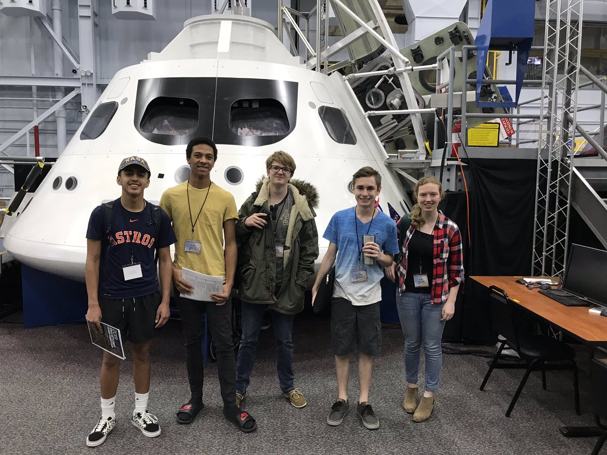 Taylor3Glenn's tweet photo. Morning of day 2 @ JSC Space settlement design competition. All are excited to get to their design. Proposels due in 22.5 hrs. #WeAreKpark #JSCSSDC19 https://t.co/vXkGe0QEv9