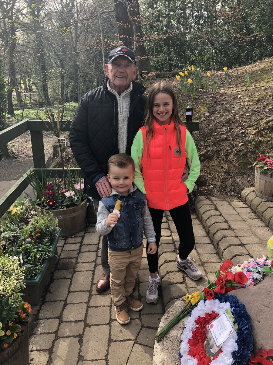 N-Trance DJ tweet media