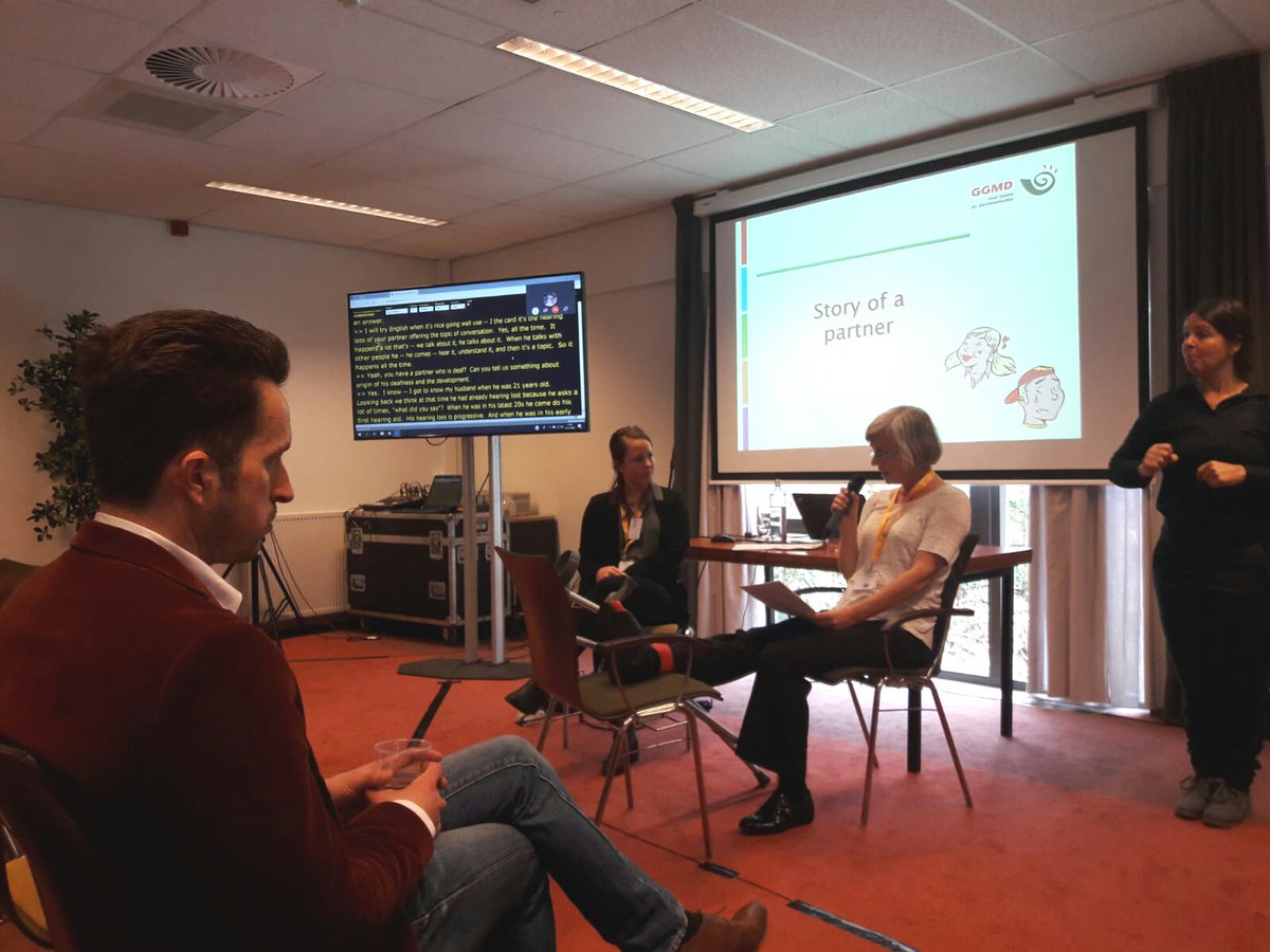 GGMD_NL's tweet photo. Vandaag gaf onze #psycholoog Mijke Slagman tijdens het congres vd @St_Plotsdoven een workshop voor partners. Want ook zij krijgen te maken met de gevolgen vh #gehoorverlies bij hun partner. Yvonne vertelde tijdens de workshop uit eigen ervaring. #plotsdoof #laatdoof https://t.co/mF5WoziqAB