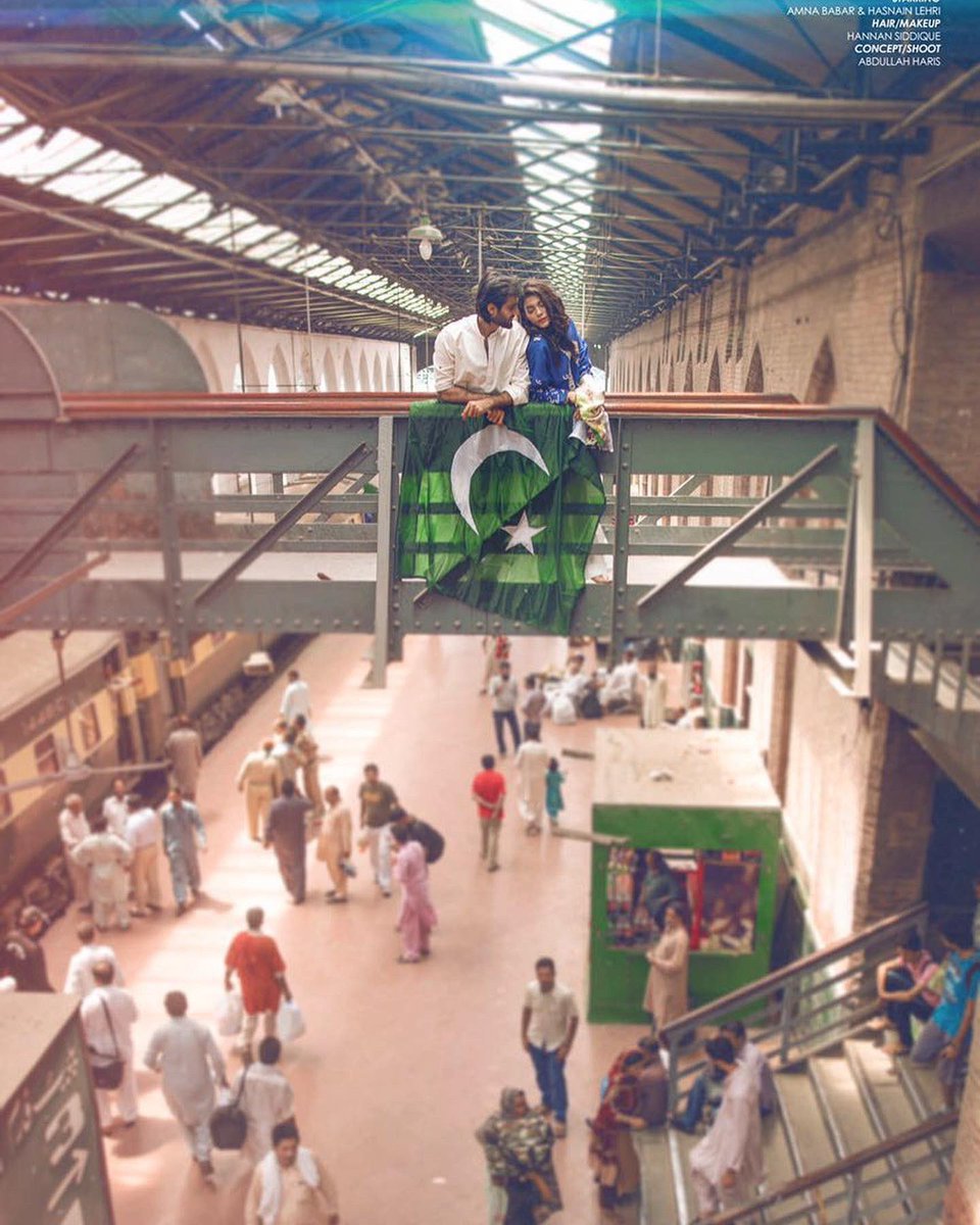 hasnainlehri's tweet photo. Asi zameen aur asman
Is k siwa jana kahan #23rdMarch #PakistanZindabaad #ShotBy #abdullahharisfilms #co-star #amnababer #PakistanDay https://t.co/XTLxZeOmYJ