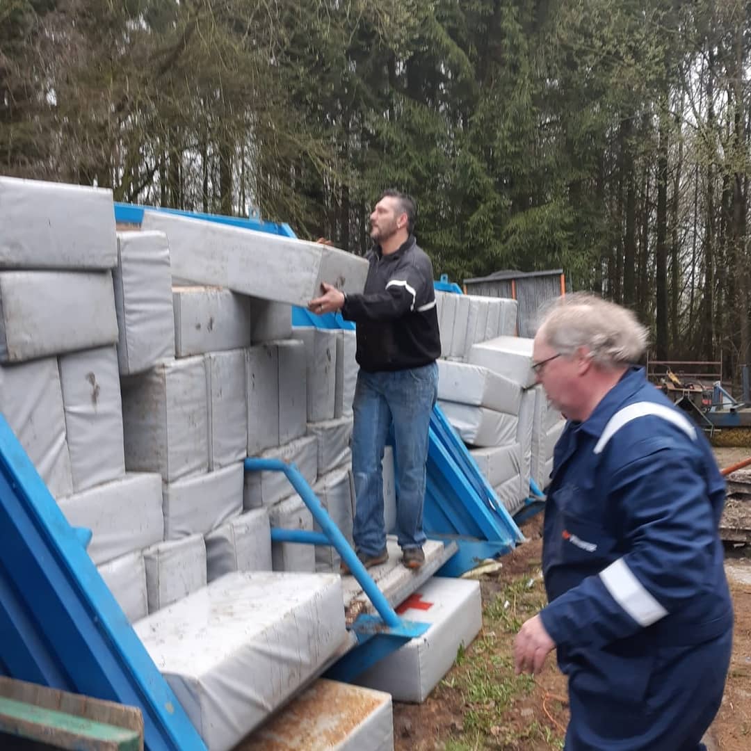 GPEext's tweet photo. De histrorische TT brug komt weer in beeld voor een geweldig evenement. Voor #jumpingjack https://t.co/i7G4ejmEUP