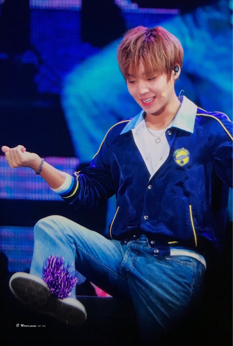CreamPump_0529's tweet photo. 190323

귀여워💗😭

#박지훈 #ParkJiHoon https://t.co/c9WAPUpw2L