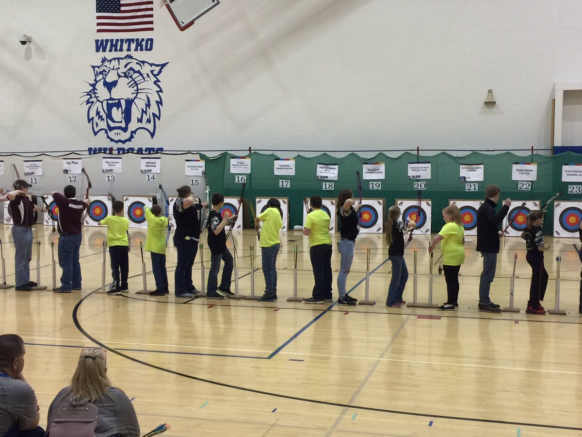 MrsMalcolm205's tweet photo. South Side Archers taking aim! #ssestrailblazers https://t.co/4cTU33r6K0