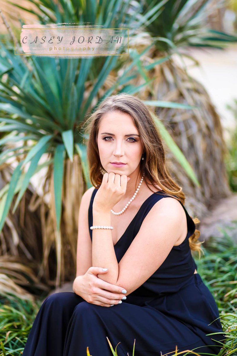CaseyJordanPhot's tweet photo. Madison is a senior at MSU this year! Congrats, Madison! You rocked your session. @MadisonRiggins https://t.co/lXBDJdOg4R