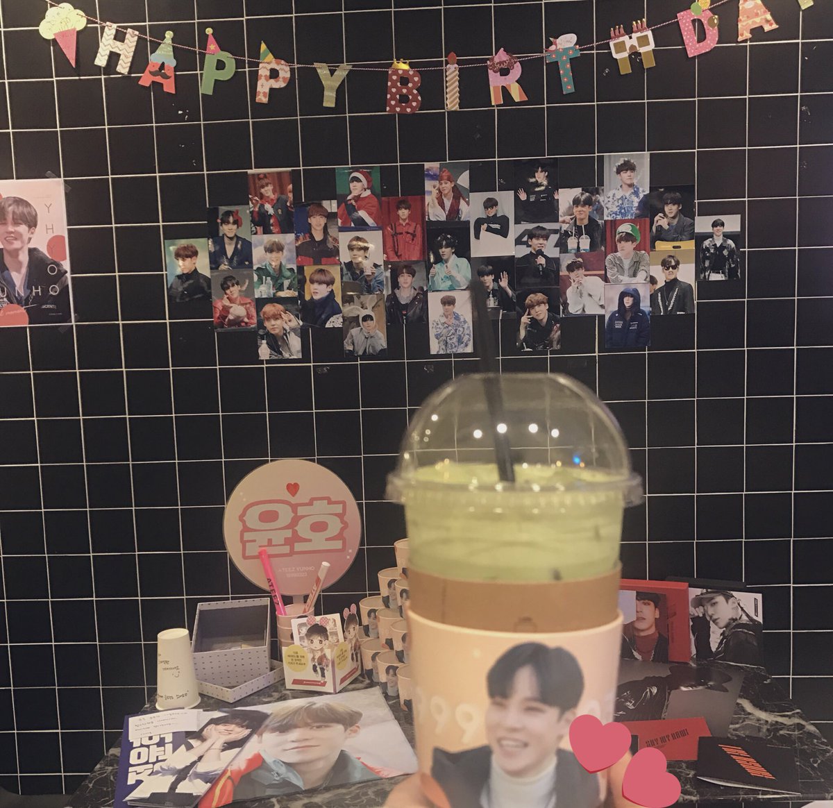 💫HAPPY YUNHO DAY💫

유노의 생일 축하하기 위해 열심히 준비해주는 우리eternal flame🔥!!항상 유노를 사랑하구 응원해주고 아주 수고했떠!!
에이티즈과 함께 평생가쯔아ㅏ!!
사랑한데잉!

<a href="/19990323_net/">eternal flame</a> 
#HAPPYYUNHODAY
#윤호를_만난건_내_최고의_행운이야