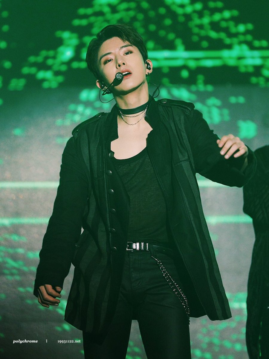 ~A Shark  Kihyun Thread~...aka a thread of Kihyun's sexy, charismatic side..his "dangerous shark" duality pic thread.