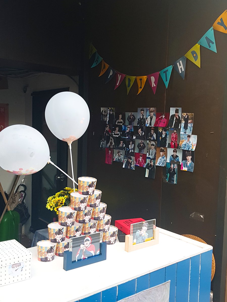 gugu_con99's tweet photo. 윤호 투어 끝! 광고도 카페도 다 너무 멋지게 준비해주셔서 오늘 예쁜 윤호로 가득한 하루 보낼수 있었어요 ㅠㅠ 고생많으셨고 감사합니다! 

#윤호를_만난건_내_최고의_행운이야  
#나에게_특별한_너의_날 
#3월의_행복_정윤호
#HAPPY0323YUNHODAY https://t.co/wpUj94BVWi