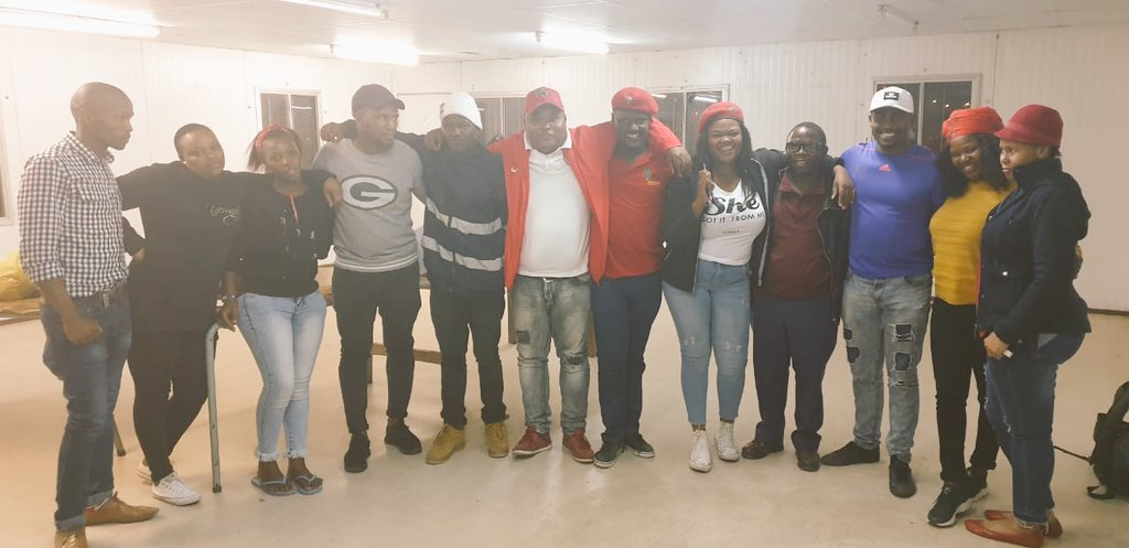 EFFCT_Ward92's tweet photo. As @EFFCT_Ward92 we thank the RCT leadership of the @EffCape @EFFWesternCape_ for finally humbling themselves and come down to the level of the masses and clarify contradictions yesterday.Common ground has been met.Forward we move, lead us CIC @Julius_S_Malema @GardeeGodrich https://t.co/MYizcqHECf