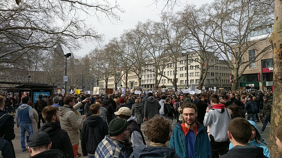 Von der #subscribe10 noch zur demo gegen #Artikel13 #Artikel17
