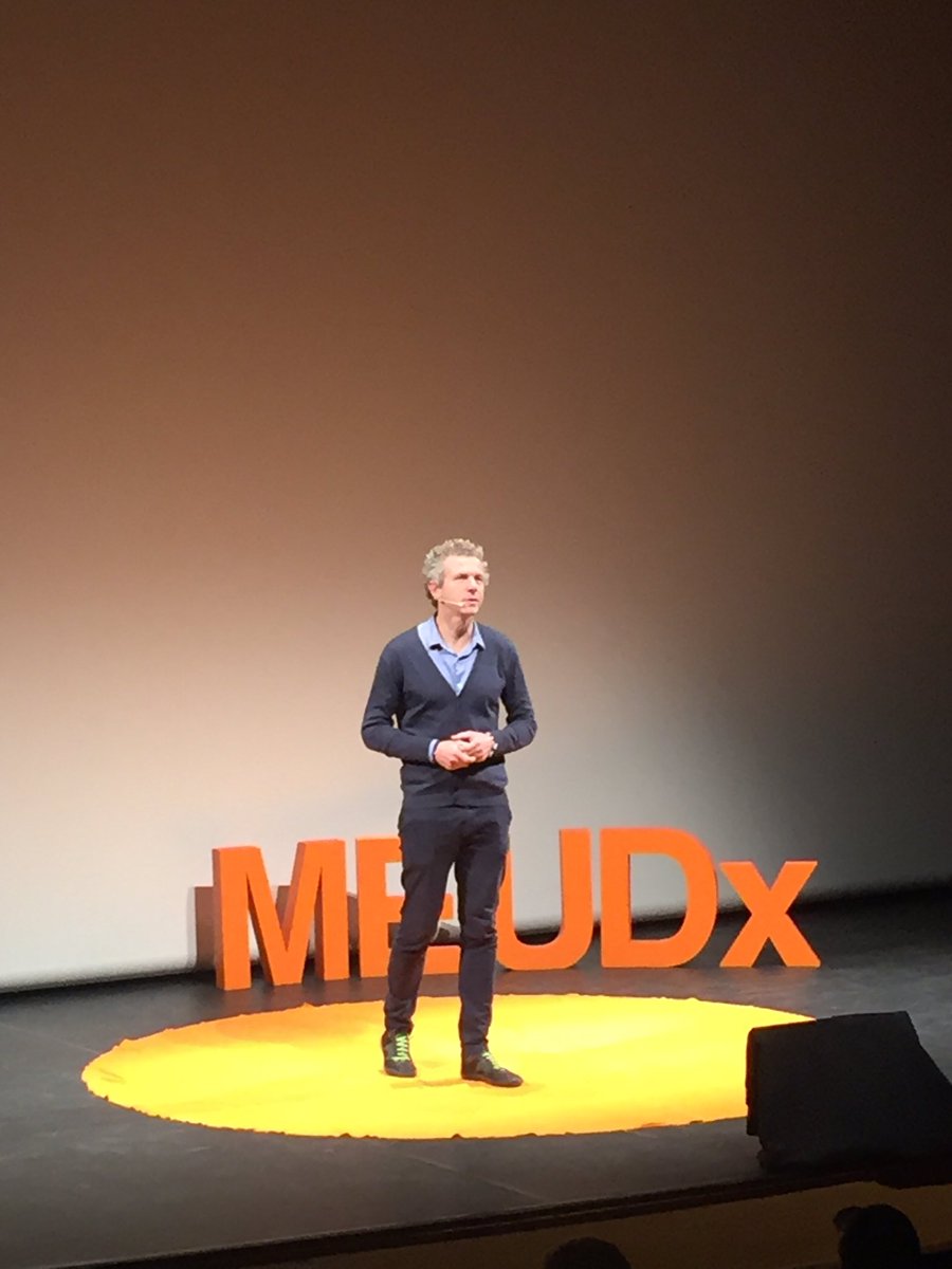camille_vignaud's tweet photo. #MeudX : intervention intéressante de @babgi sur l’entreprenariat. Il faut oser entreprendre et avoir de l’audace. #championdudigital https://t.co/ooL8qfL5X4